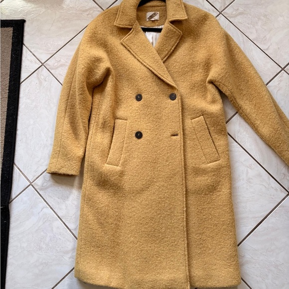 Sezane Mustard Teddy Jacket - Picture 4 of 8